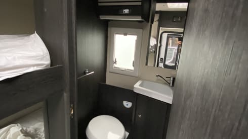 Beautiful new Camper from 2024 Still available from 24/7 to 3/8