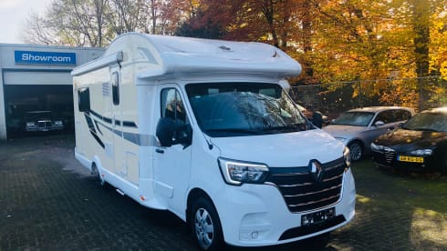 LUXURY AHORN CANADA, length beds and pull-down bed, ideal for families and seniors
