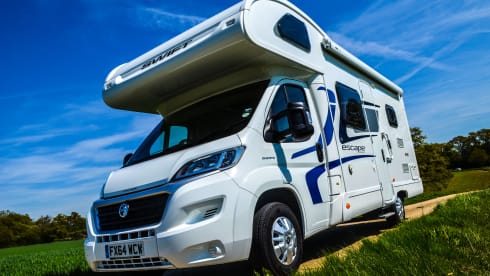 Fiat Ducato - Swift Escape 686 (6 Schlafplätze, Lounge in U-Form)