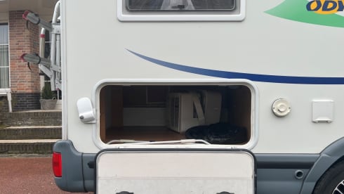 Campie – 4p Chausson semi-integrated uit 2004