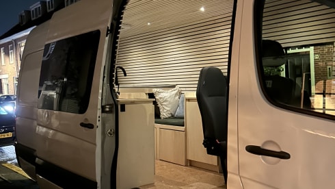 Volkswagen gezinscamper (volledig uitgerust) – 4-seater Volkswagen bus from 2016