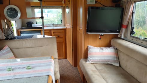 5p Hymer integrated from 1997