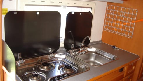 Spacious comfortable alcove camper 