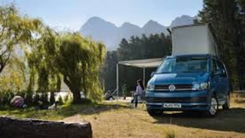 "CARMELA" VW T6 CALI BEACH CAMPER – Flamenco Campers, Rent a camper, explore Andalusia.