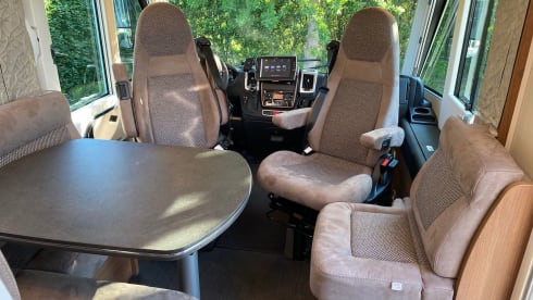 Luxurious and comfortable new Carthage motorhome