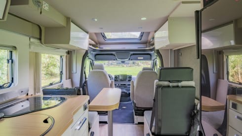 4p Hymer semi-integrated from 2022