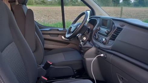 4p Ford bus from 2021