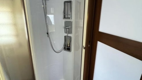 Wunderschöner McLouis Alkoven für 6 Personen aus dem Jahr 2013 