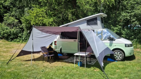 Kever – Our beautiful white VW camper