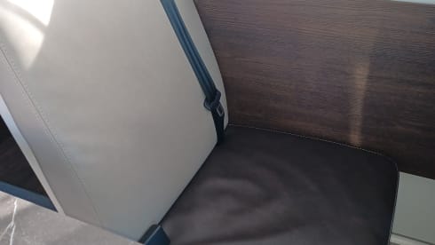 4p Benimar semi-integrated uit 2023