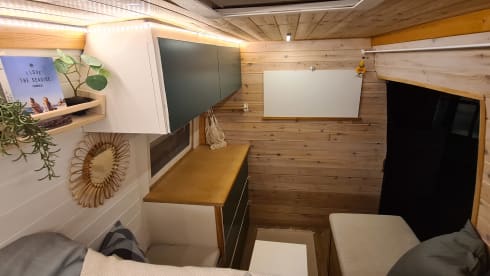 't buske! – Practical multifunctional motorhome for 2 people