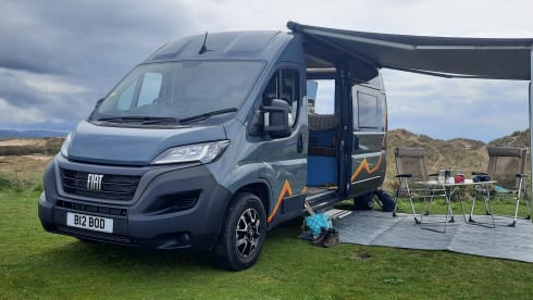 "Bod Campervan"  Luxury, Perfect for Two! (Staffs/N.Wales)