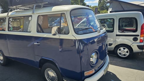 Daniel the Camper Van – Classic VW Bay Camper
