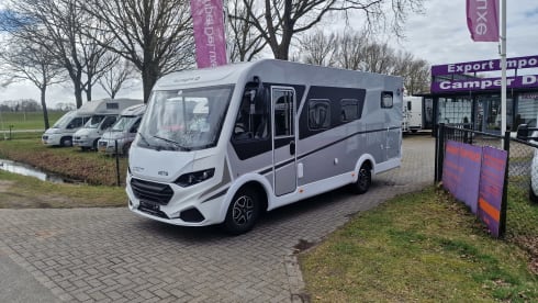 C17 – Luxe Sunlight I67S Automaat 2x Airco 4P