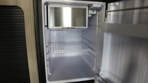 4-person Nissan Camper diesel Automatic from 2011