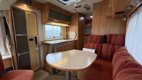 Endless summer  – 4p Hymer integriert ab 2004