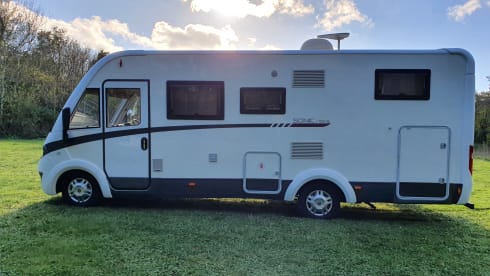 Sidney – Luxurious High End A Class Motorhome 