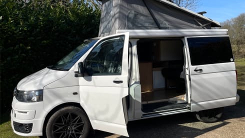 Milkyway – Off Grid Van essentials included