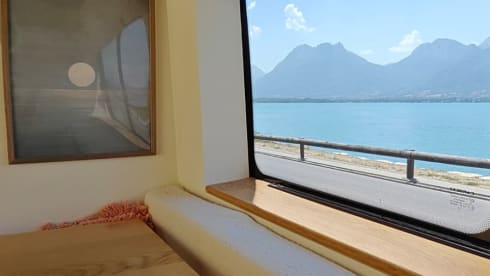 Zula – Luxus-Glamper Zula – Zuhause auf Rädern für 2 Personen & Haustiere!