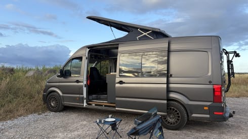 Vandalf the Grey – 4 berth VW crafter/camper, 2020 auto 