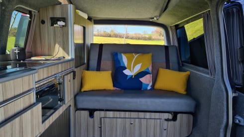 Long wheelbase VW - AM collection and PM return!