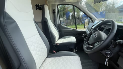 James  – 6 berth Roller Team alcove from 2023