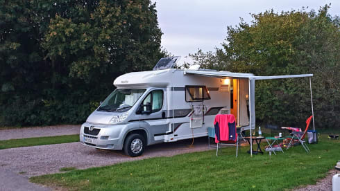 Roxanne – Dog Friendly, 2 berth , Adventure Holiday 