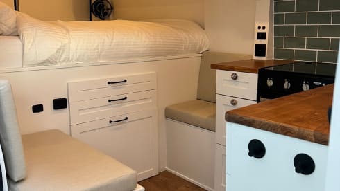 Accogliente camper autosufficiente