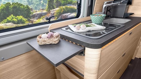  Knaus 'Just Go'  – New (2023) bus camper with ultimate freedom!