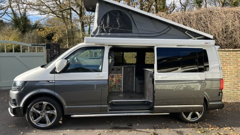 Bob (Best Of Both) – High Spec & Great Looking VW Campervan - Unique Layout 
