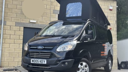 Wilbert – Ford Transit Custom 4 berth pop top
