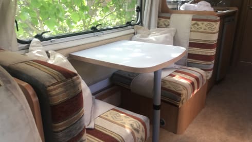 Big Bertha – Sea Newlife, Edinburgh (Fiat Ducato) sleeps upto 7, 5 is super comfortable