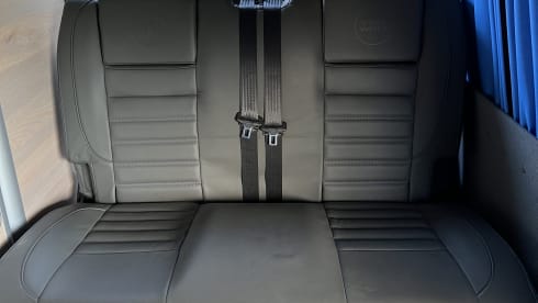 Dolly Daze – 2 berth Volkswagen campervan from 2021