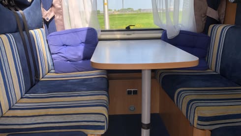 De Baron – Five berth Elnagh alcove Fiat Ducato