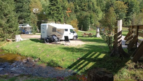 Madelief – Semi-integrated Adria Sport - Bronckhorst Campers