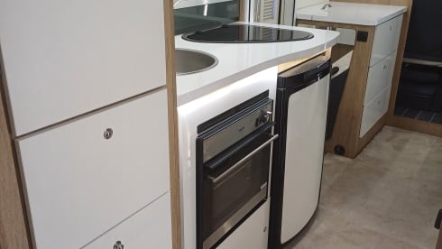 Malayah  – GREAT NEWS, Malayah update-Luxury Italian styled 6 berth Roller Team 747 