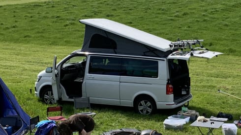 The polar bear  – VW Campervan long 4 berth