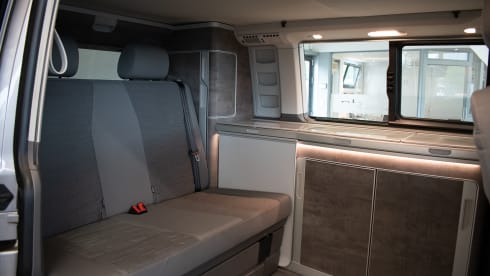 Bulli – 4p Volkswagen T6 California Ocean campervan from 2020