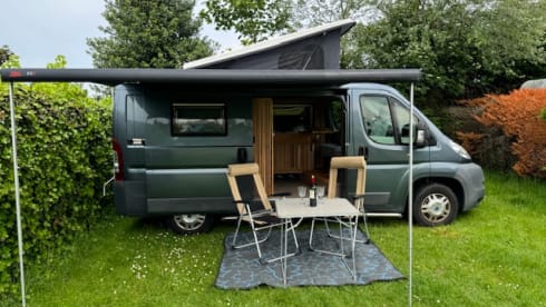 Traveling with a 2-person Atmospheric practical camper
