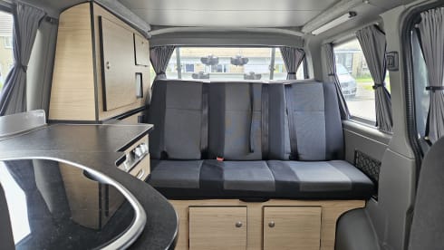 Gary – T6 Grey VW Campervan 2017