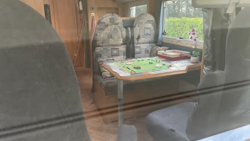 Nette ruime Adria Familie camper