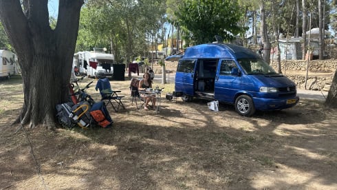Amigo – Amigo de blauwe VW T4