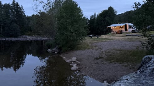 Camper Ledegem – Moderne practische camper voor Onvergetelijke Reizen