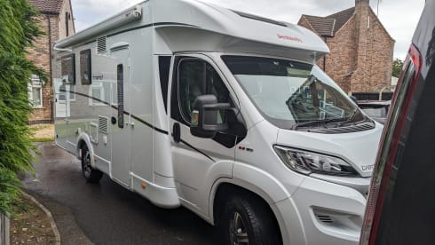 4 Schlafplätze Dethleffs Teilintegrierter ab 2020