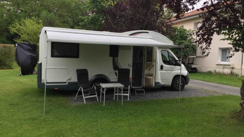 Rent our luxury camper for lots of travel fun.