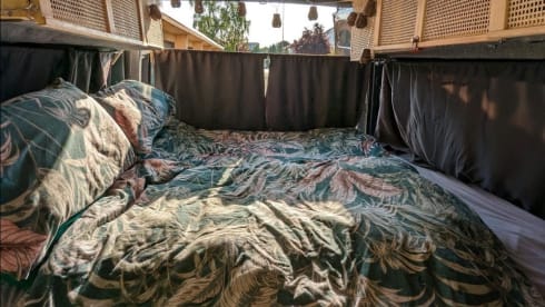 Goldy – Goldy DIY Van Ford Transit