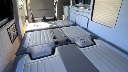 Angel – T5 VW (2014), White High Top (LWB)