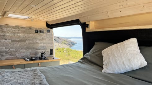Monti – On an adventure with our converted camper bus!