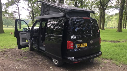 Betty – 2 berth 2018 VW Campervan