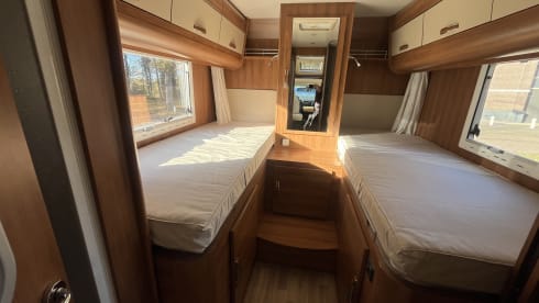 Nova – Nova - Luxury Camper - Spacious inside, compact outside!